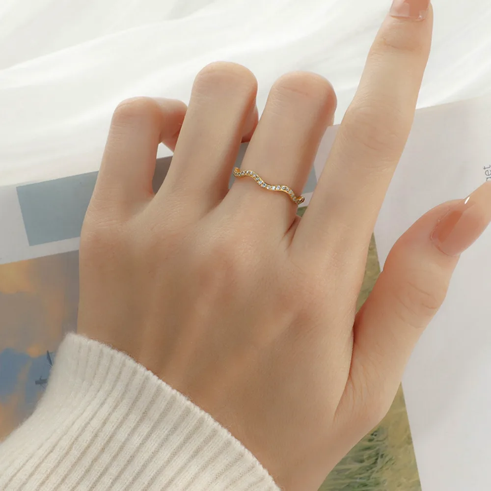 Wavy Crystal Ring - Image 4