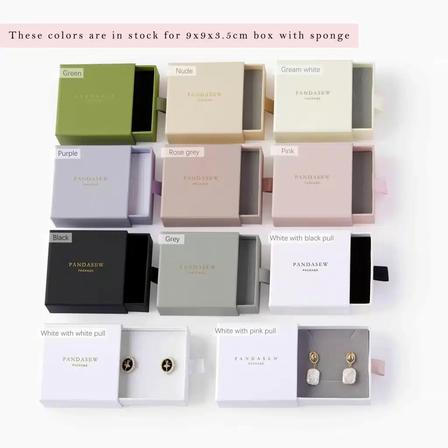Private label jewelry packaging options