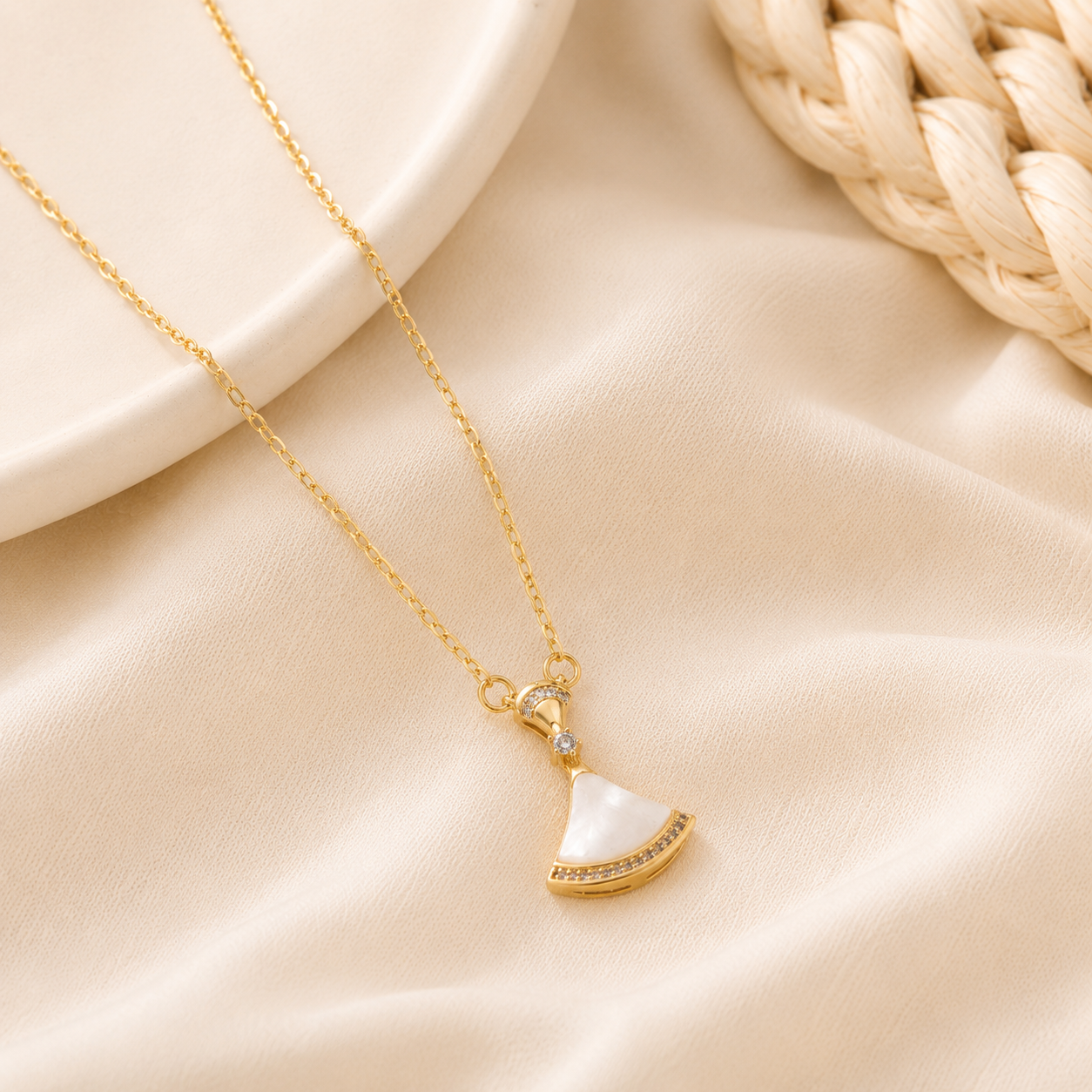 White Fan Pendant Necklace - Image 4