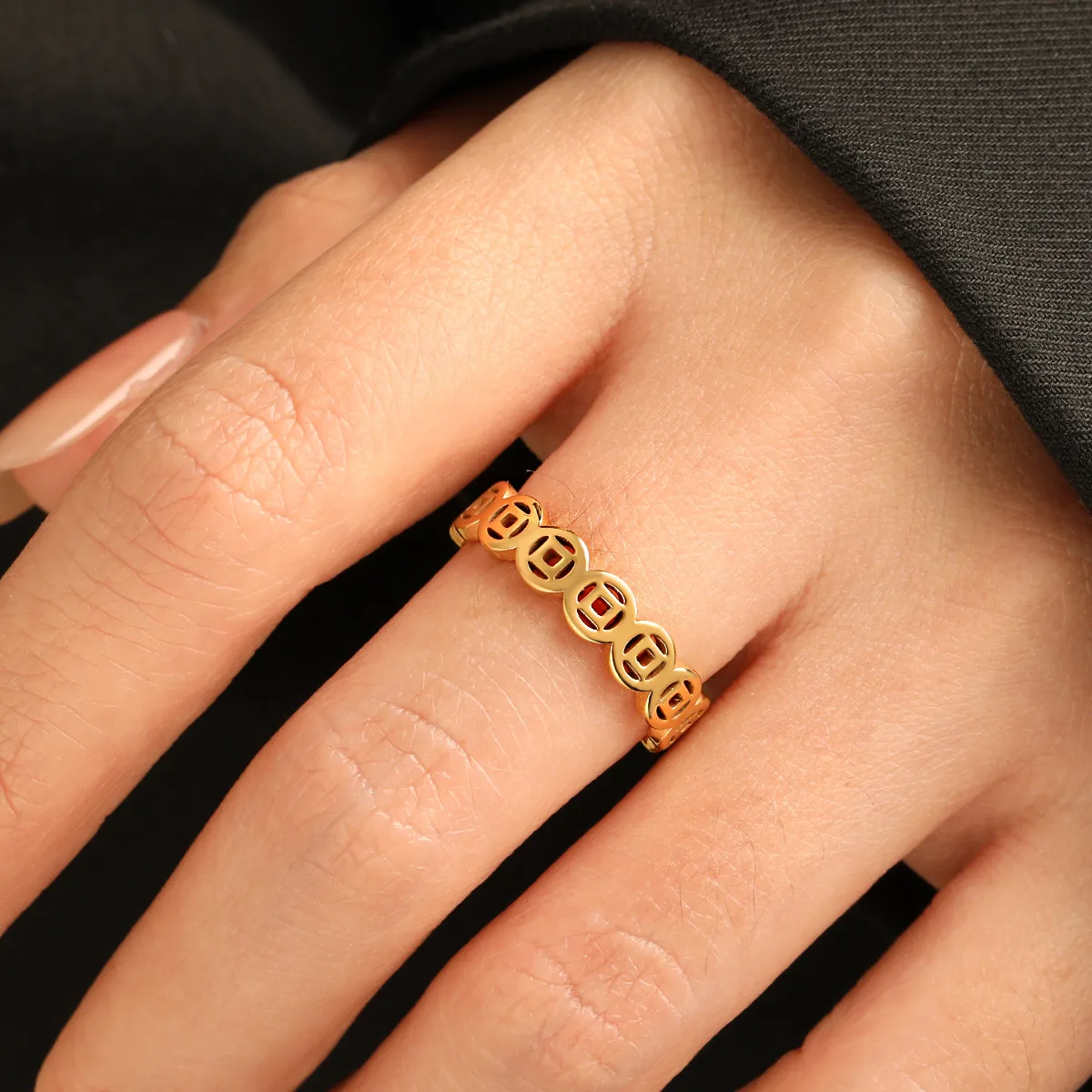 Silver geometric ring with openwork pattern for wholesale jewelry